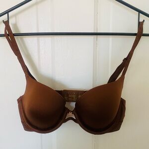 Savage X Fenty Brown T-Shirt Bra - Lined Underwire, Size 32C.